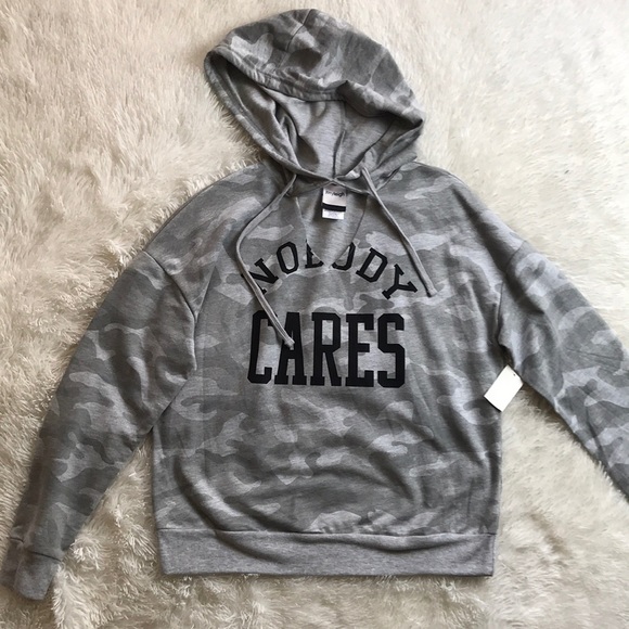 Cameo Sweatshirt Hoodie - Picture 2 of 8